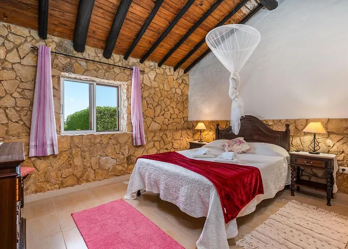 Lägenhet Horta Da Ti'mariana Odiáxere